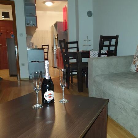 Apartman Basic Doboj Exteriör bild